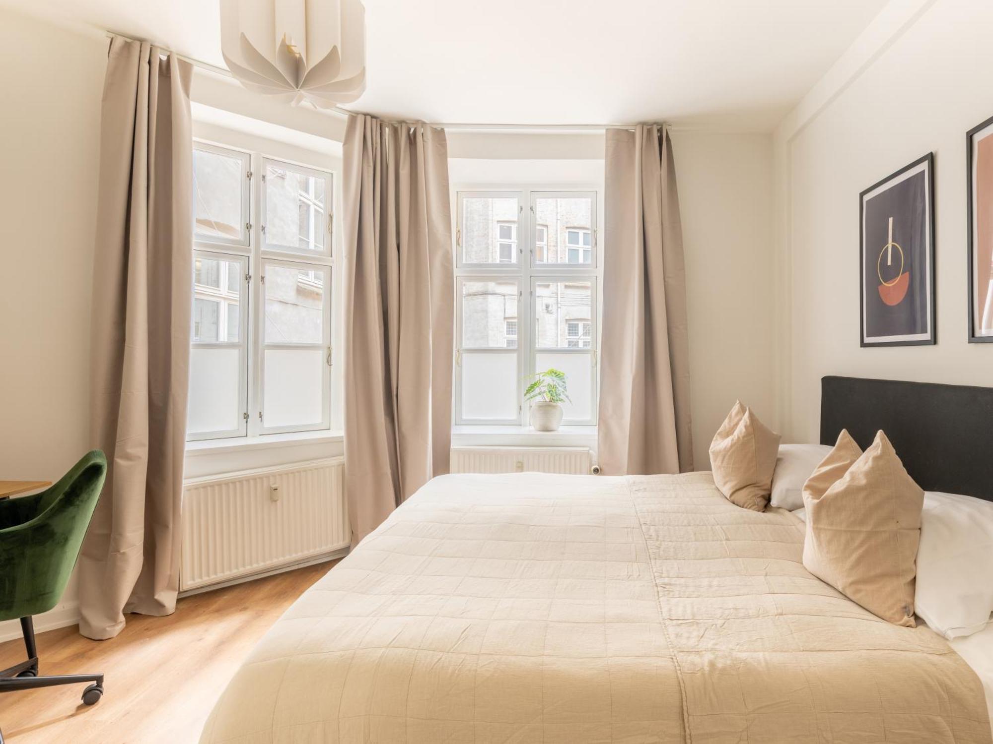 Sanders Noble - Fantastic 4-Bdr Apt In The Capital Копенгаген Екстер'єр фото